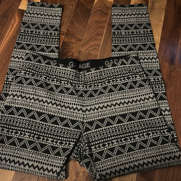 Size large tights ! - Picture 3 of 4